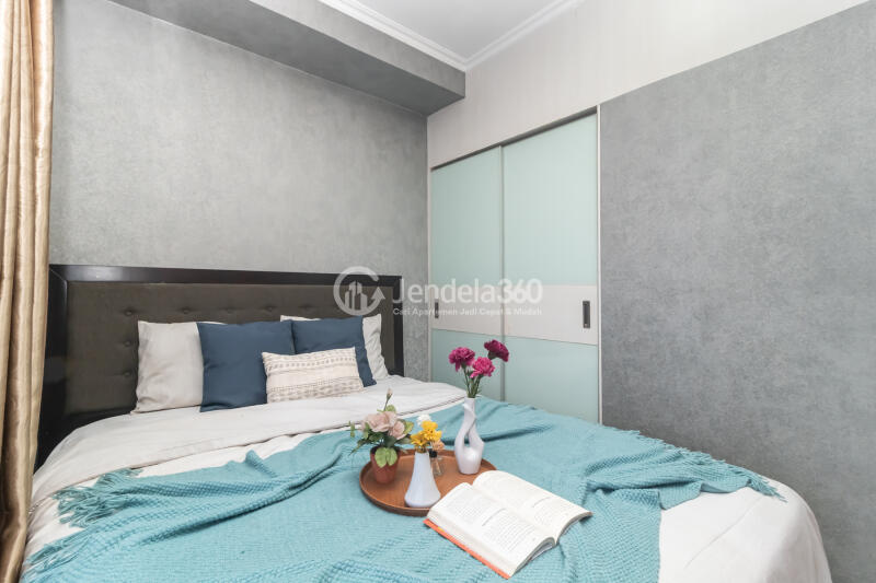 Bedroom 1 Homey 2BR Apartment High Floor with City View at Green Central City Apartment