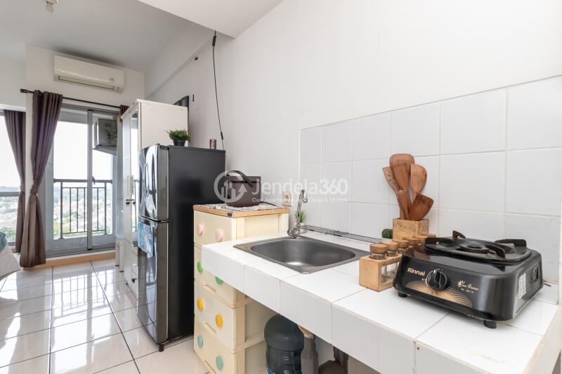 Kitchen Studio Apartment with city View at M Town Residence Serpong