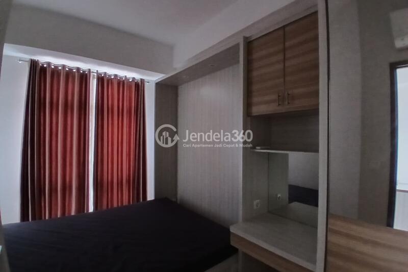Bedroom Flawless 1BR Apartment Low Floor with  View at Vasanta Innopark Apartment