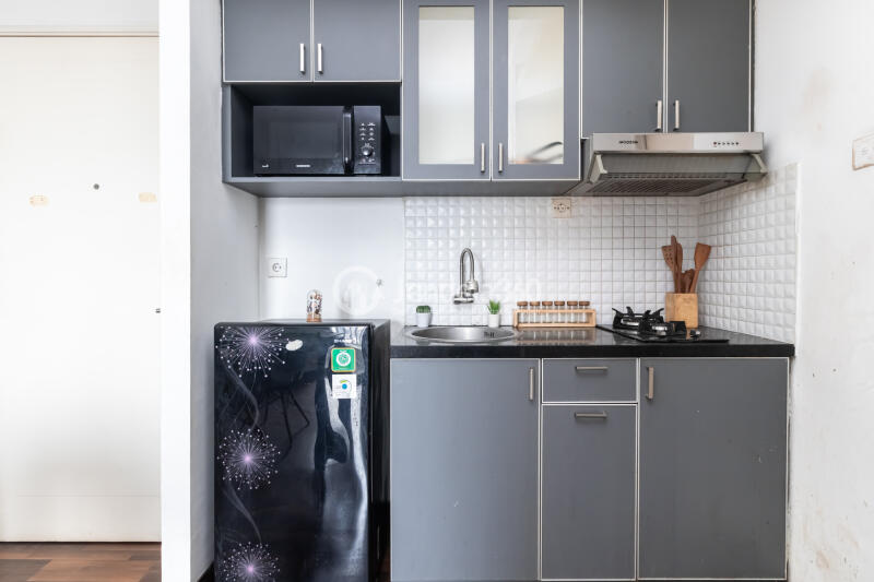 Kitchen 2BR Pakubuwono Terrace Apartment at Tower North