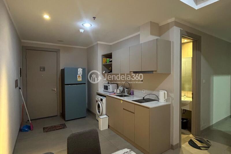 Living Room Restful 3BR Apartment Middle Floor with City View at Menara Jakarta Apartment