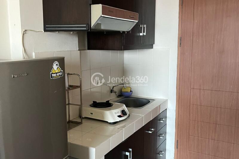 Kitchen Studio Apartment with  View at Pinewood Jatinangor Apartment
