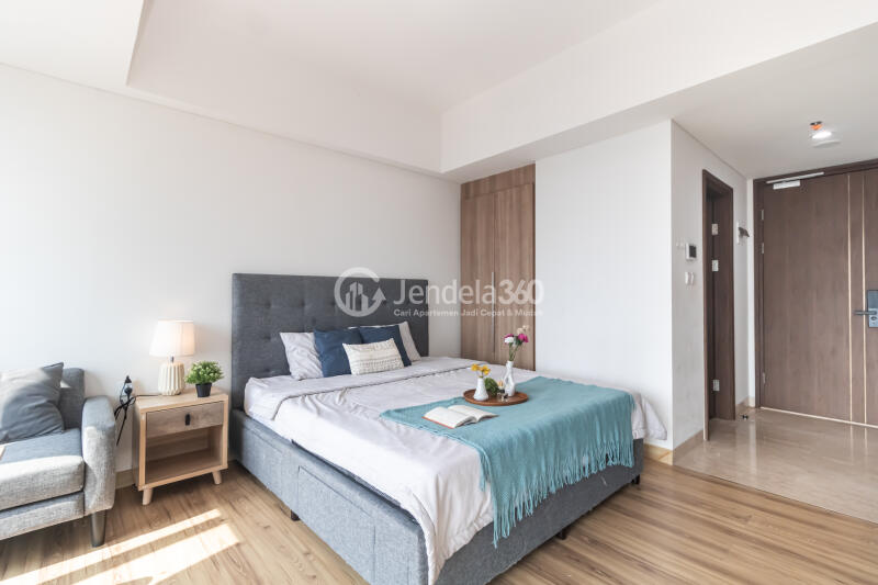 Bedroom Studio Apartment with City View at Southgate Residence