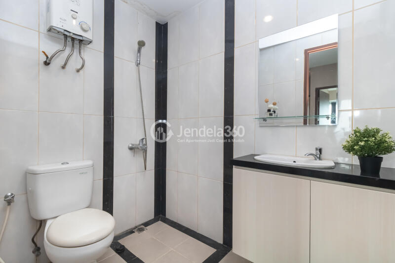 Bathroom 2BR Apartment with  View at Grand Kamala Lagoon Apartment