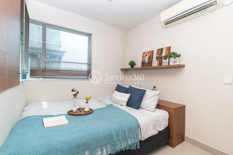 Bedroom 2 2BR Sahid Sudirman Residence Apartment at Low Floor