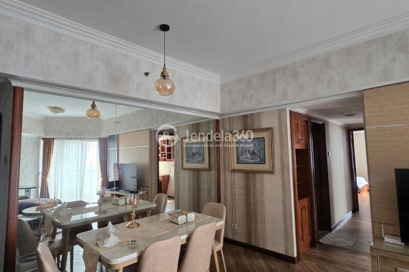 Dining Room 3BR Apartment with city View at Sudirman Tower Condominium