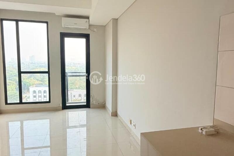 Bedroom Comfortable Studio Apartment Low Floor with  View at Monroe Jababeka Apartment