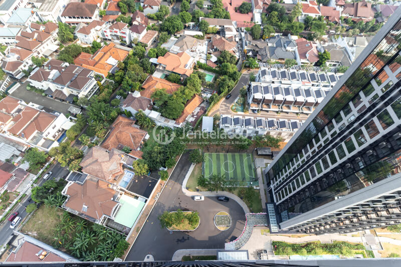 Balcony 1BR Apartment with city View at Fatmawati City Center Apartment