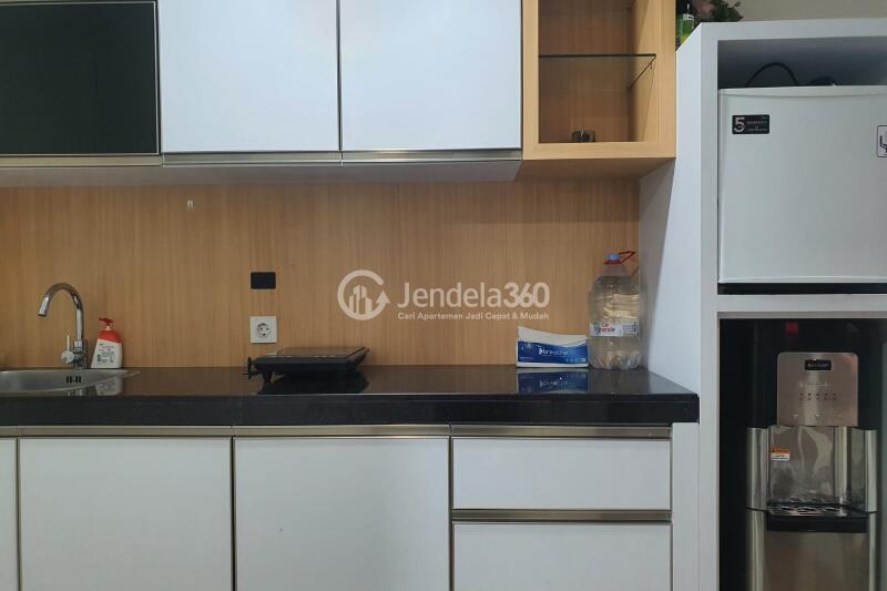 Kitchen Studio Apartment with  View at Landmark Residence