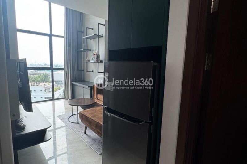 Kitchen Homey 1BR Apartment Low Floor with  View at Southgate Residence