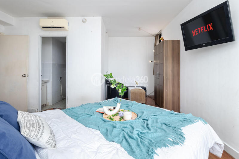 Bedroom 1 Stunning 2BR Apartment Low Floor with City View at Taman Rasuna Apartment