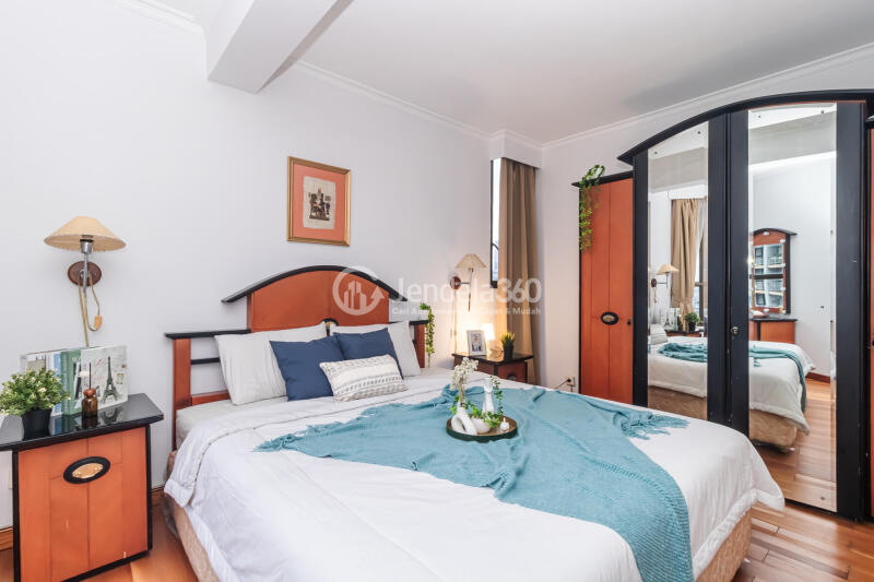 Bedroom 1 Stylish 2BR Apartment Low Floor with City View at Taman Rasuna Apartment