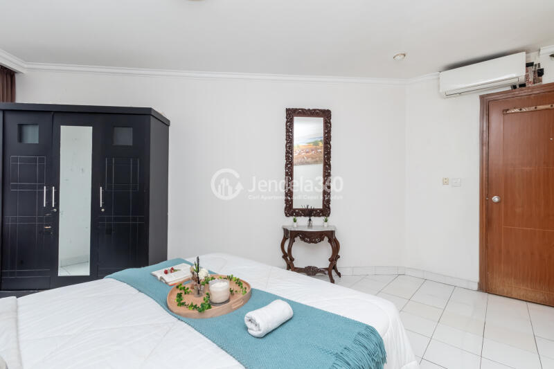 Bedroom 1 Stylish 1BR Apartment at Taman Rasuna Apartment Tower 6