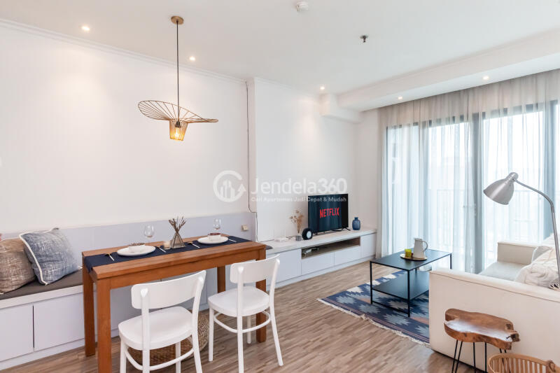 Living Room Hamptons Park Apartment 2BR View Golf course
