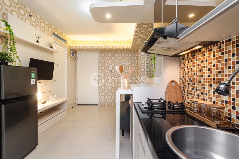 Kitchen Bassura City Apartment 2BR Fully Furnished