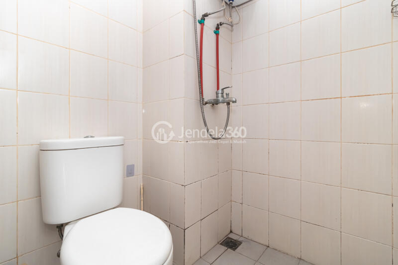 Bathroom Low Floor Studio Apartment with Exoctic Swimming Pool at Kota Ayodhya Apartment