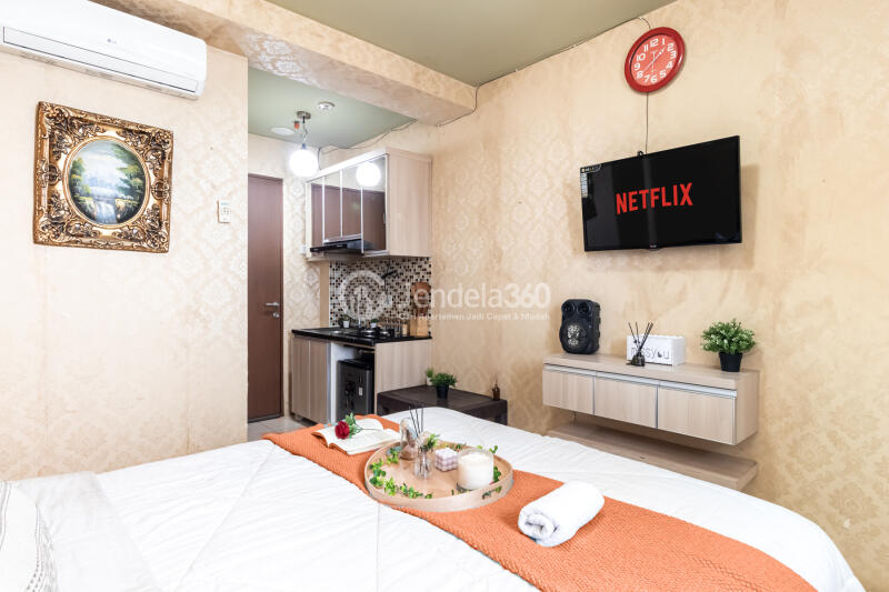 Bedroom Studio Tifolia Apartment at High Floor