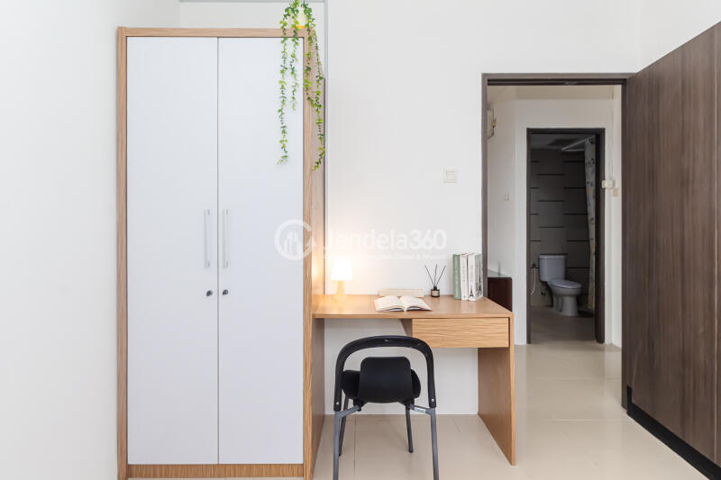 Bedroom 1 3BR Apartment with city view View at Pasar Baru Mansion Apartment