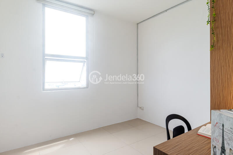 Bedroom 2 3BR Apartment with city view View at Pasar Baru Mansion Apartment