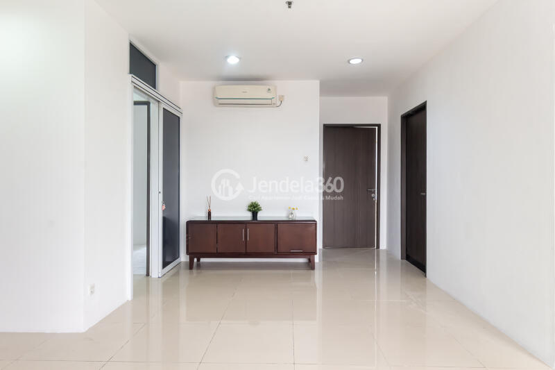 Living Room 3BR Apartment with city view View at Pasar Baru Mansion Apartment